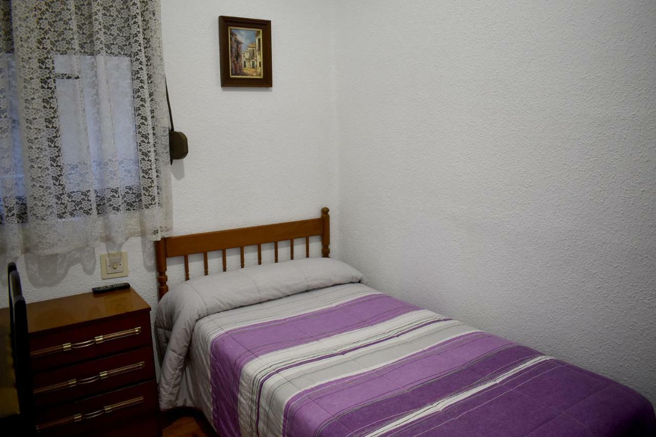 Hostal Oviedo Ξενοδοχείο León Εξωτερικό φωτογραφία