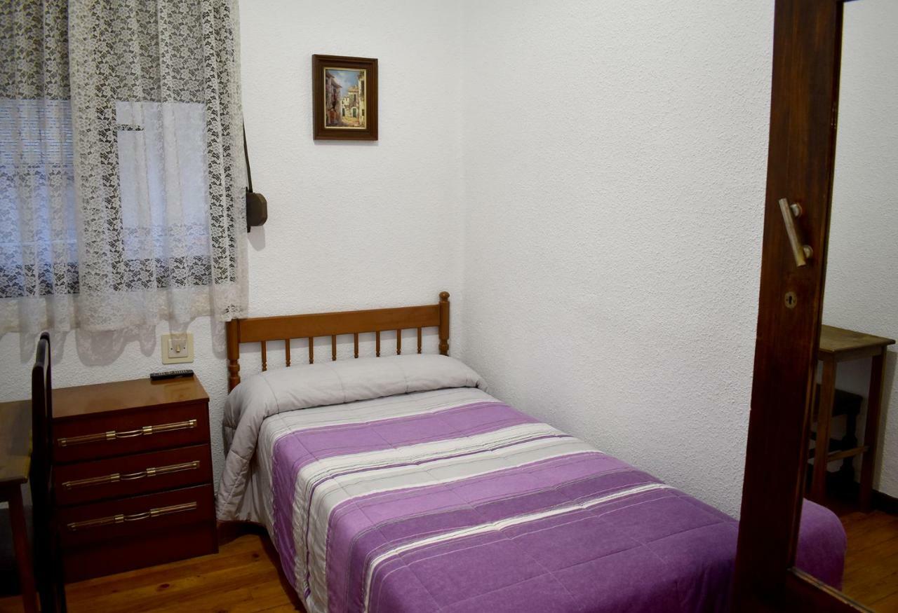 Hostal Oviedo Ξενοδοχείο León Εξωτερικό φωτογραφία