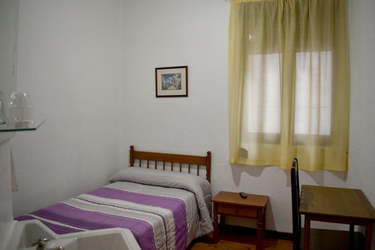 Hostal Oviedo Ξενοδοχείο León Εξωτερικό φωτογραφία