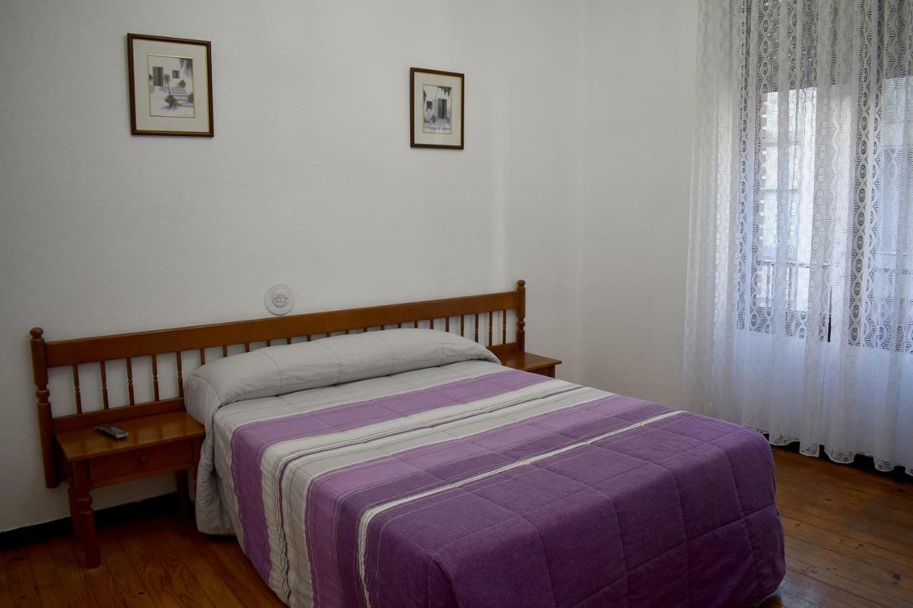 Hostal Oviedo Ξενοδοχείο León Εξωτερικό φωτογραφία