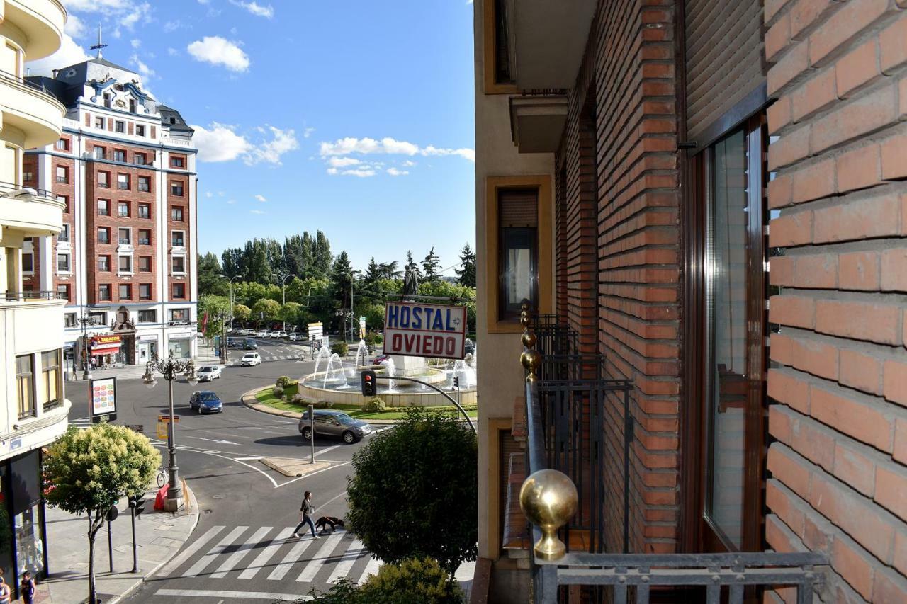Hostal Oviedo Ξενοδοχείο León Εξωτερικό φωτογραφία
