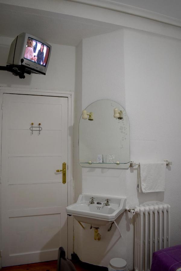 Hostal Oviedo Ξενοδοχείο León Εξωτερικό φωτογραφία